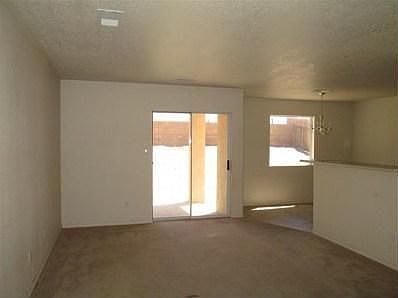 2nd image of 36 Avenida Jardin