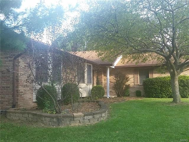 1st image of 38 Waterford Ln