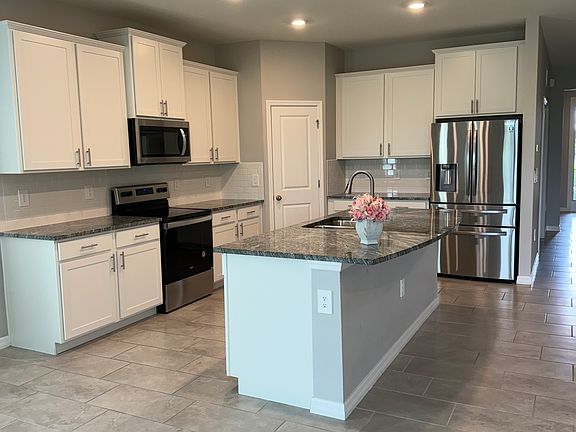 4th image of 2195 Midnight Pearl Dr