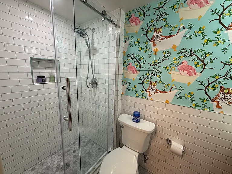 538 25th Pl NE — Photo 34