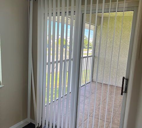 5th image of 1528 SE Royal Green Cir #M202