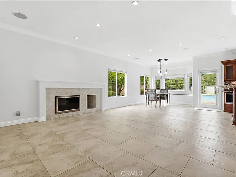 23302 Vista Carillo — Photo 9