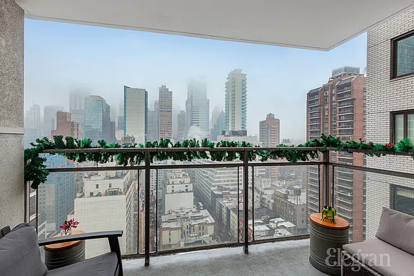 Sold by Elegran | media 10