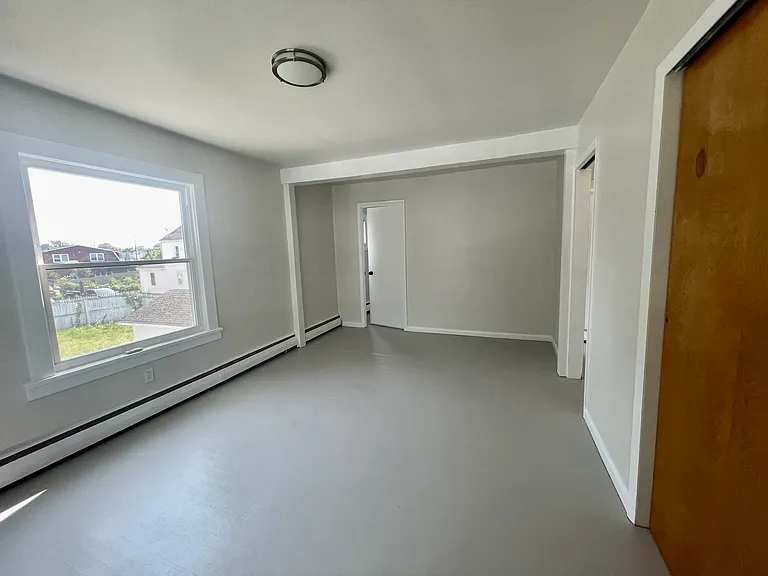 6 Washington Ave — Photo 33