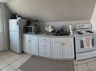 36 Sherman Ave S #3, Hamilton, ON L8M2P4