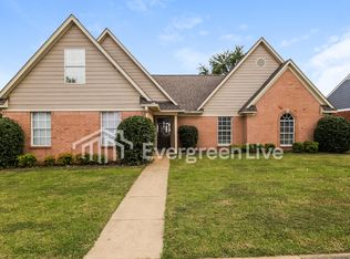 1945 Central Trails Dr, Southaven, MS 38671