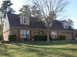 13 Spring Valley Cir, Longview, TX 75605