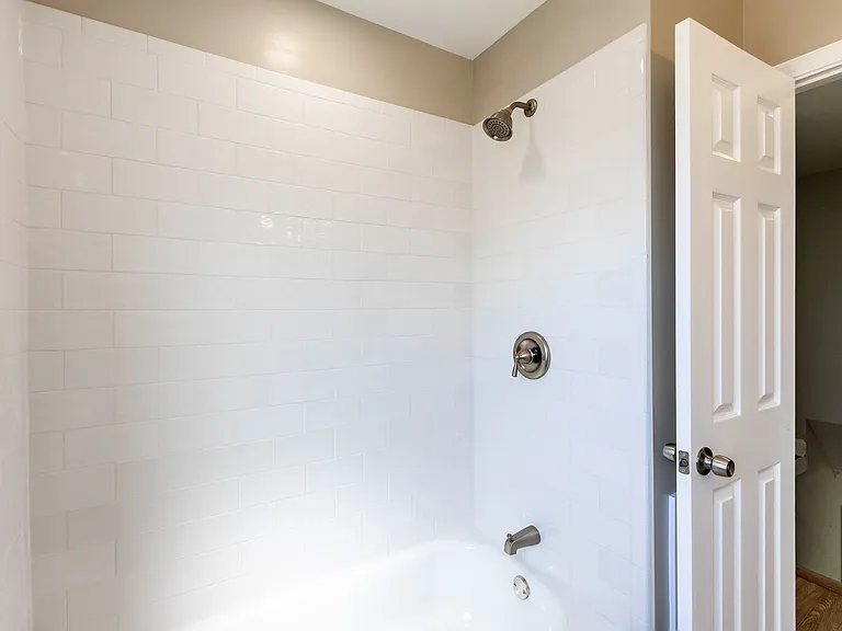 6918 18th Ave — Photo 30
