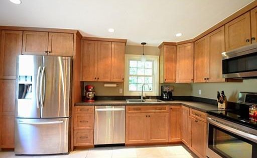 3rd image of 96 Harrisville Cir