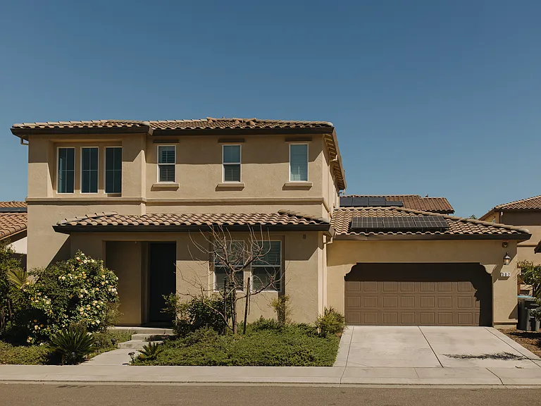 307 Jasmine Dr — Photo 1