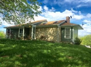 23652 Jeb Dr, Lawrenceburg, IN 47025