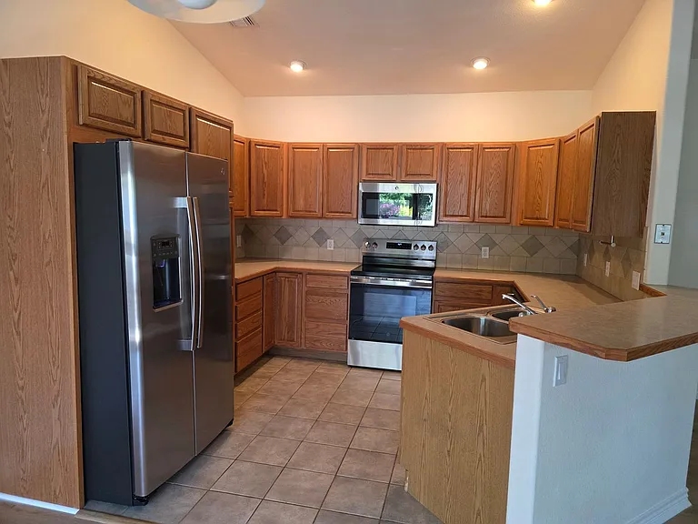 2489 Lake Park Dr #A — Photo 10