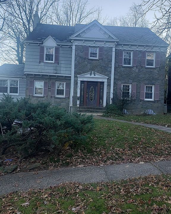 1st image of 280 Winthrop Ter