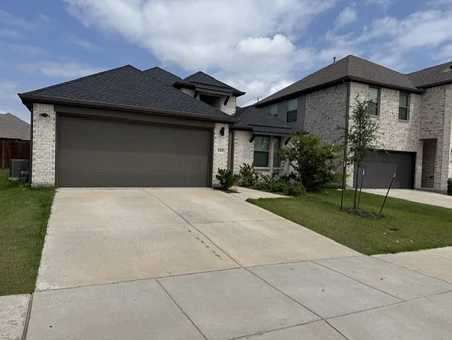 209 Little Bridge Dr