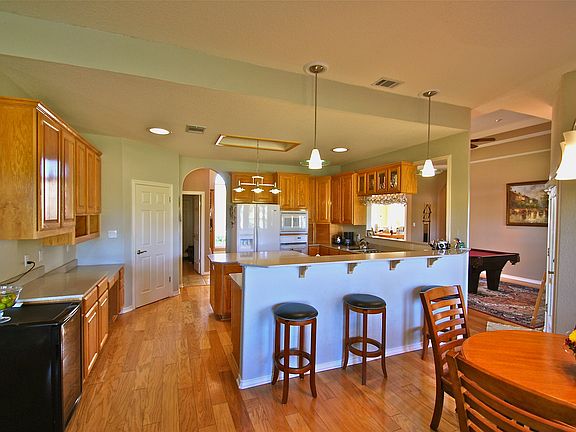 3rd image of 30406 Berry Creek Dr