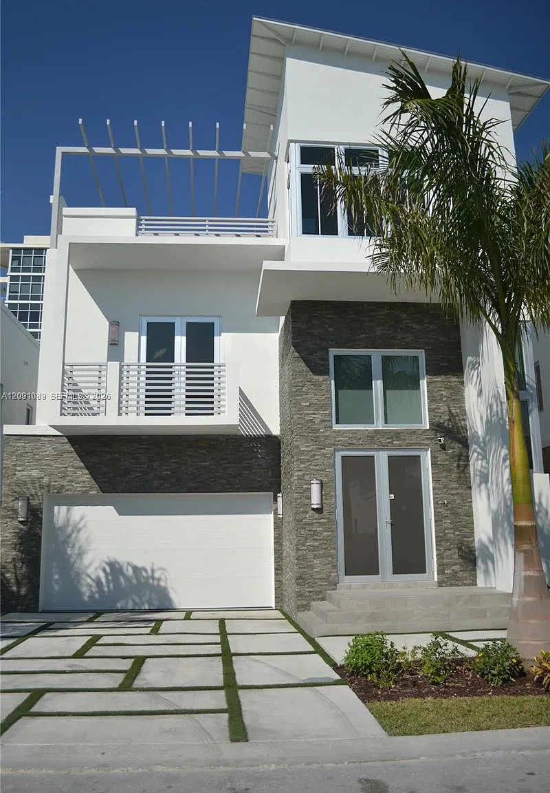 Oasis Park Square At Dora — Photo 2