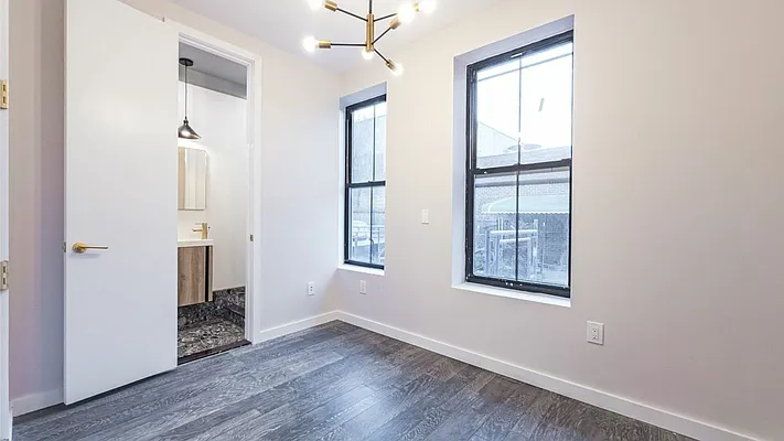 Rented by Jankos Group LLC | media 10