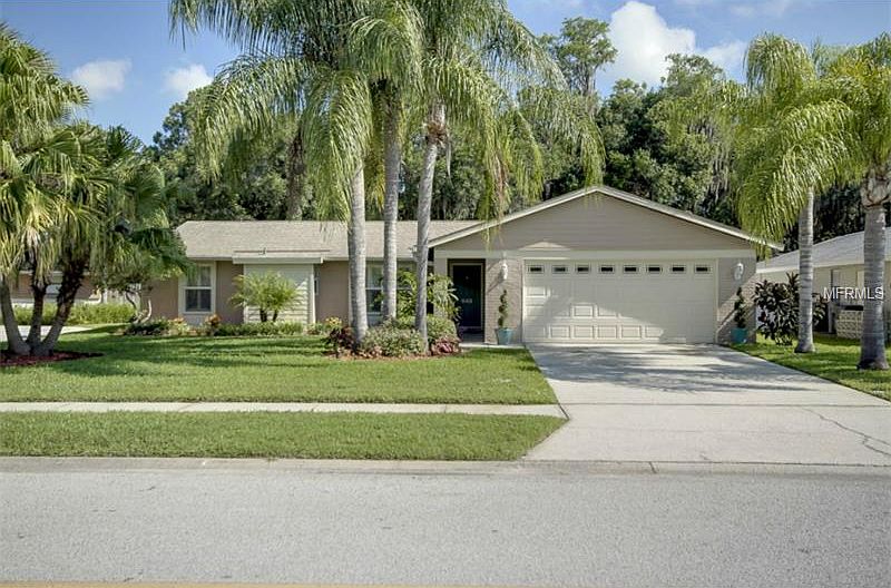 1st image of 543 Lakeview Dr