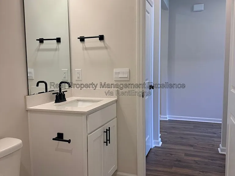 101 Brody Pine Way — Photo 33