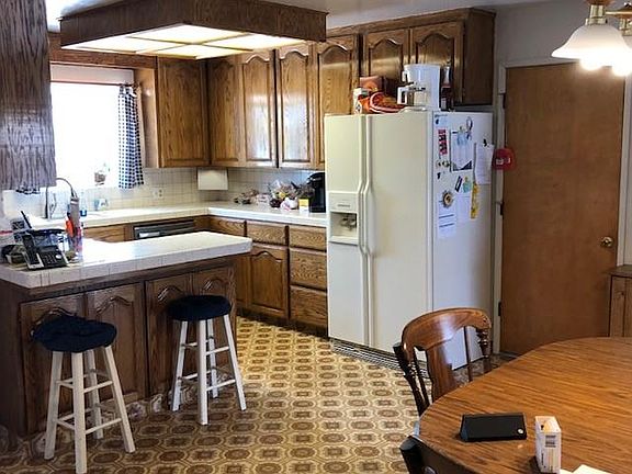 3rd image of 2200 Santa Rosa Dr