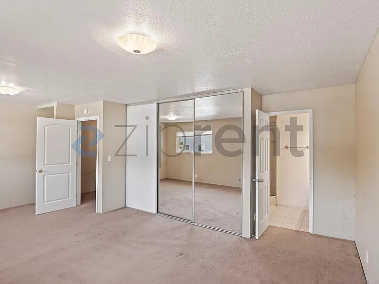 3298 Cropley Ave — Photo 22