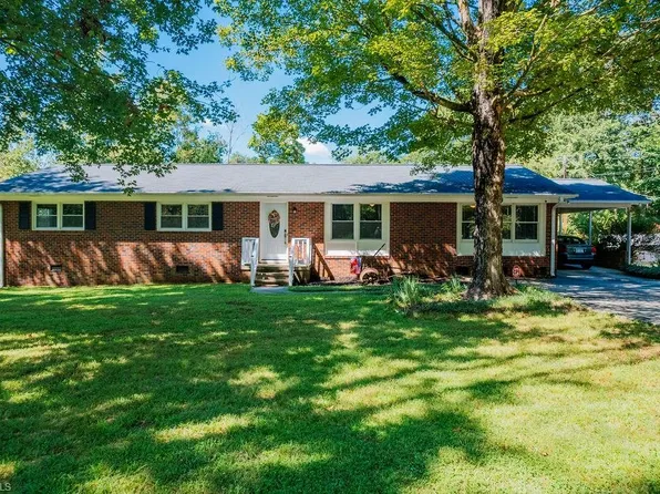 1416 Whites Kennel Rd, Burlington, NC 27215
