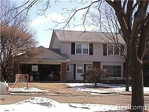 1st image of 1560 King George Ct