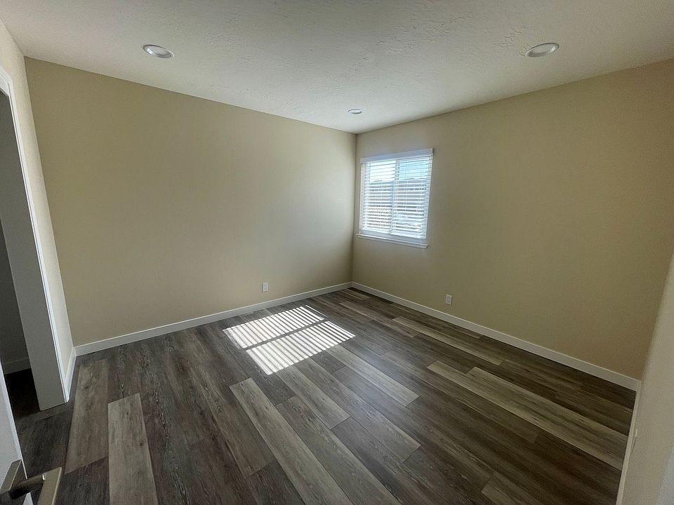1st image of 785 E Duane Ave #B