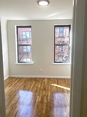 1st image of 136 Orchard St APT 11