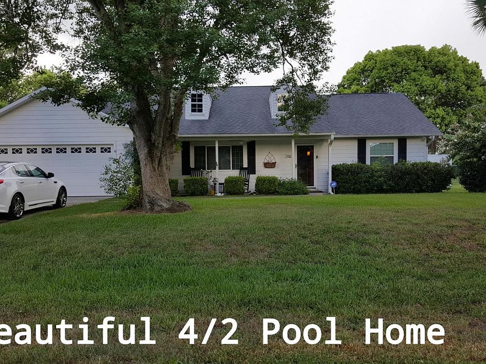 1st image of 380 SE 61st Ct