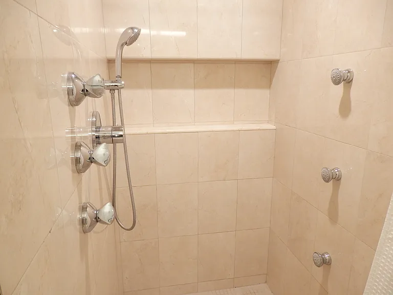 43 E 20th St #2 — Photo 13