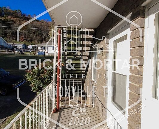 2nd image of 500 Farragut Ave APT 1