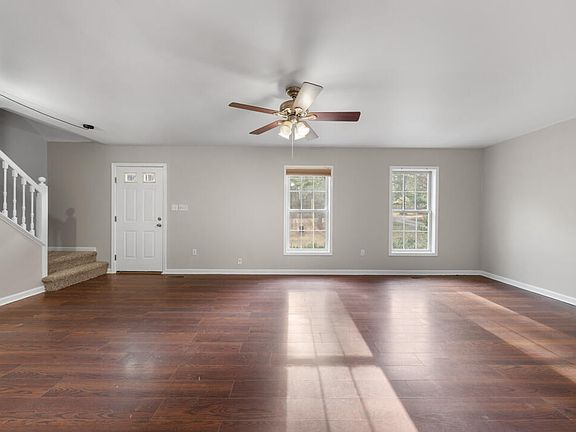 2nd image of 5523 Old Noble Rd