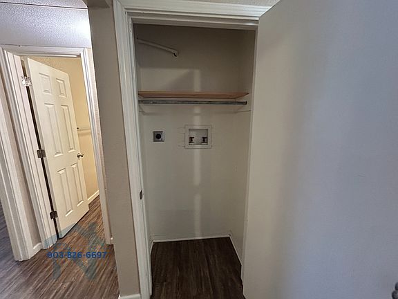 4th image of 302 Georgia St #17