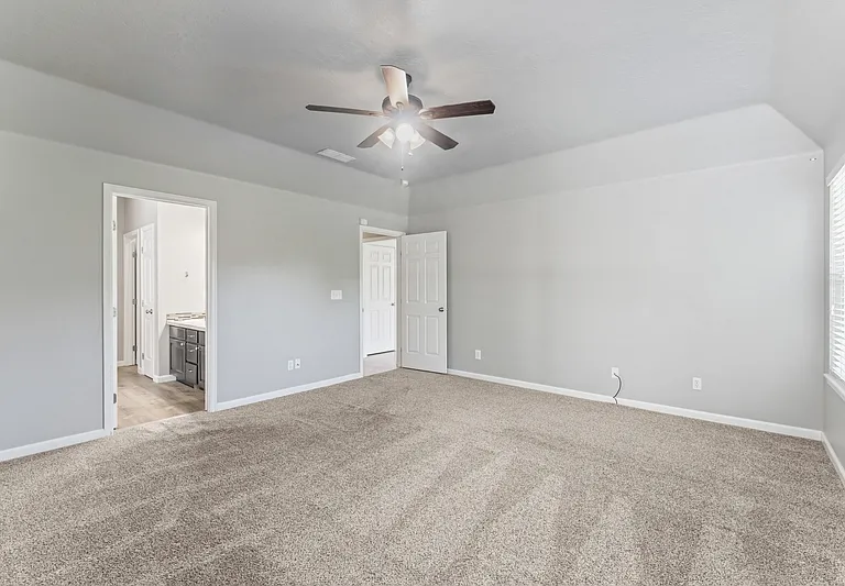 552 E Whitney Ct — Photo 20