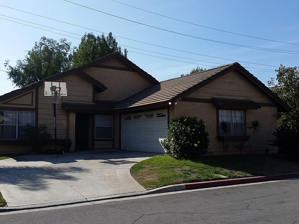 1st image of 3858 Saratoga St
