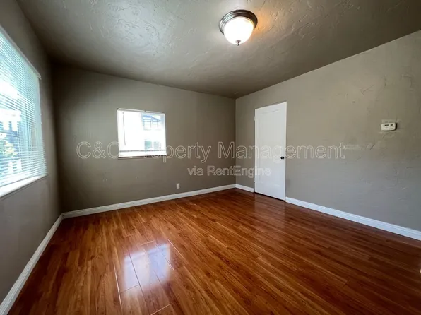 116 Maple St #1, Santa Cruz, CA 95060