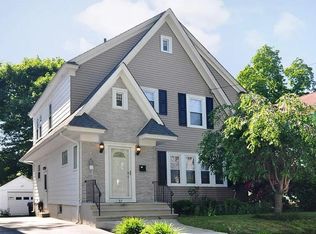 37 Longwood Ave, Providence, RI 02908