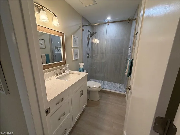 3002 Sandpiper Bay Cir #A306 — Photo 15
