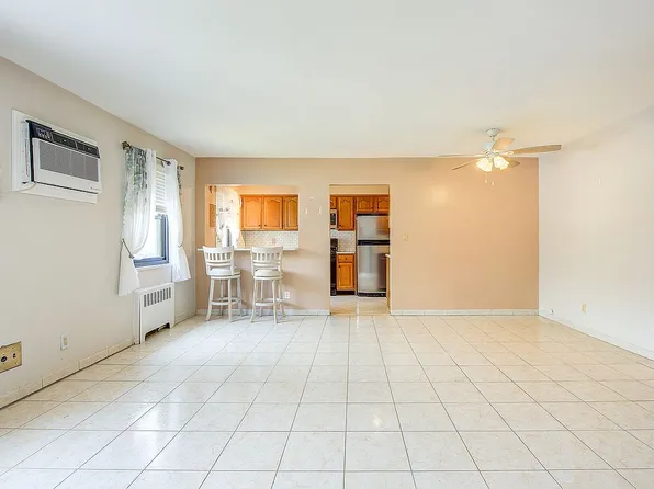 17-04 160th St #1, Whitestone, NY 11357