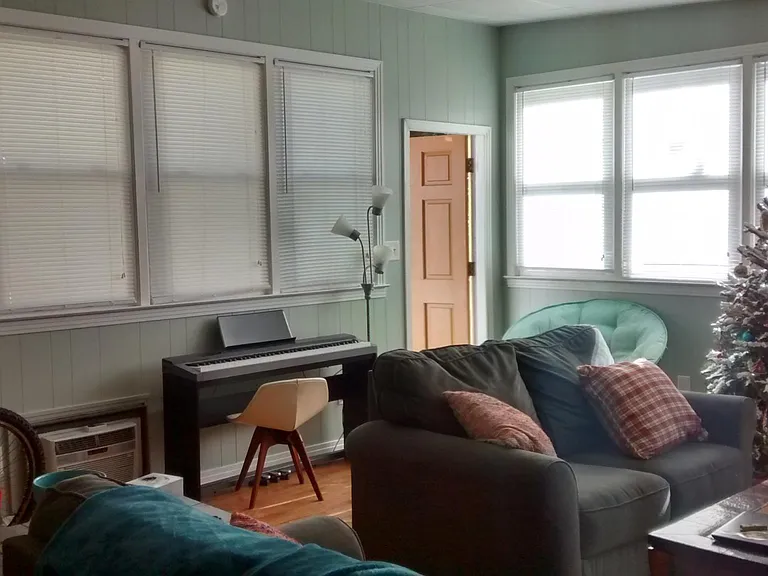 1634 Sharkey St — Photo 11