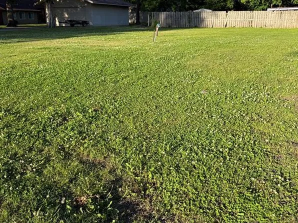404 Warren Ave, Portageville, MO 63873
