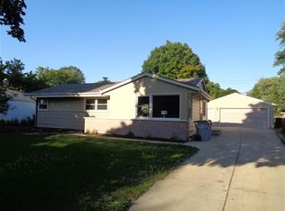 5810 S 37th Ct, Milwaukee, WI 53221