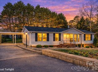 120 College Cir, Connelly Springs, NC 28612