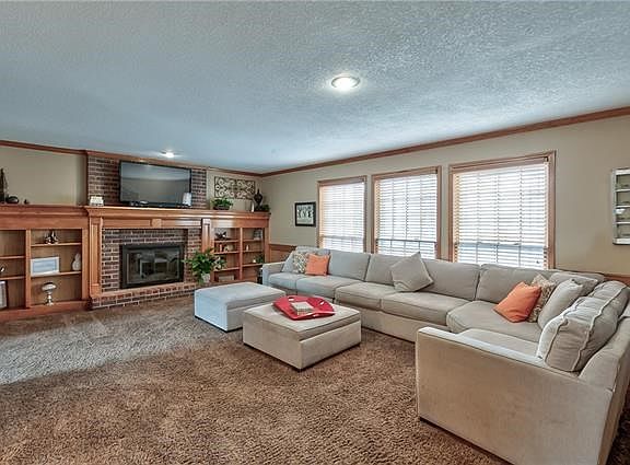 5th image of 12340 Wedd St