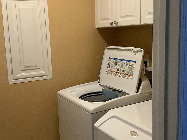 Furnished laundry room