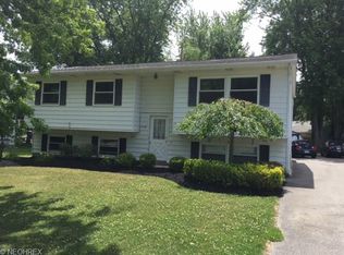 6750 Lake Rd, Madison, OH 44057