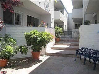 2nd image of 2223 S Bentley Ave APT 206