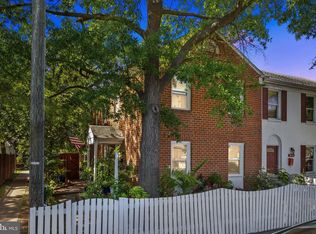 9232 Hood Rd, Manassas, VA 20110