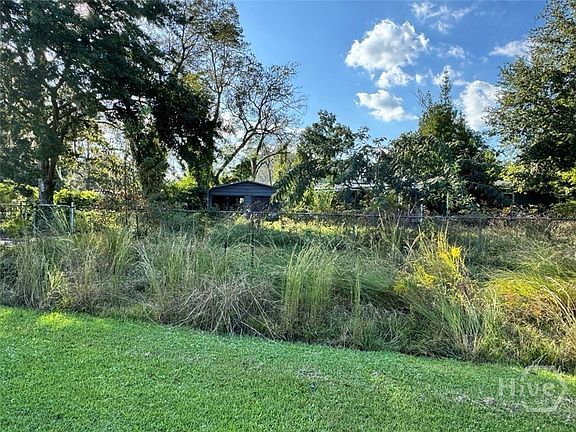 4th image of 251 Oak Drive